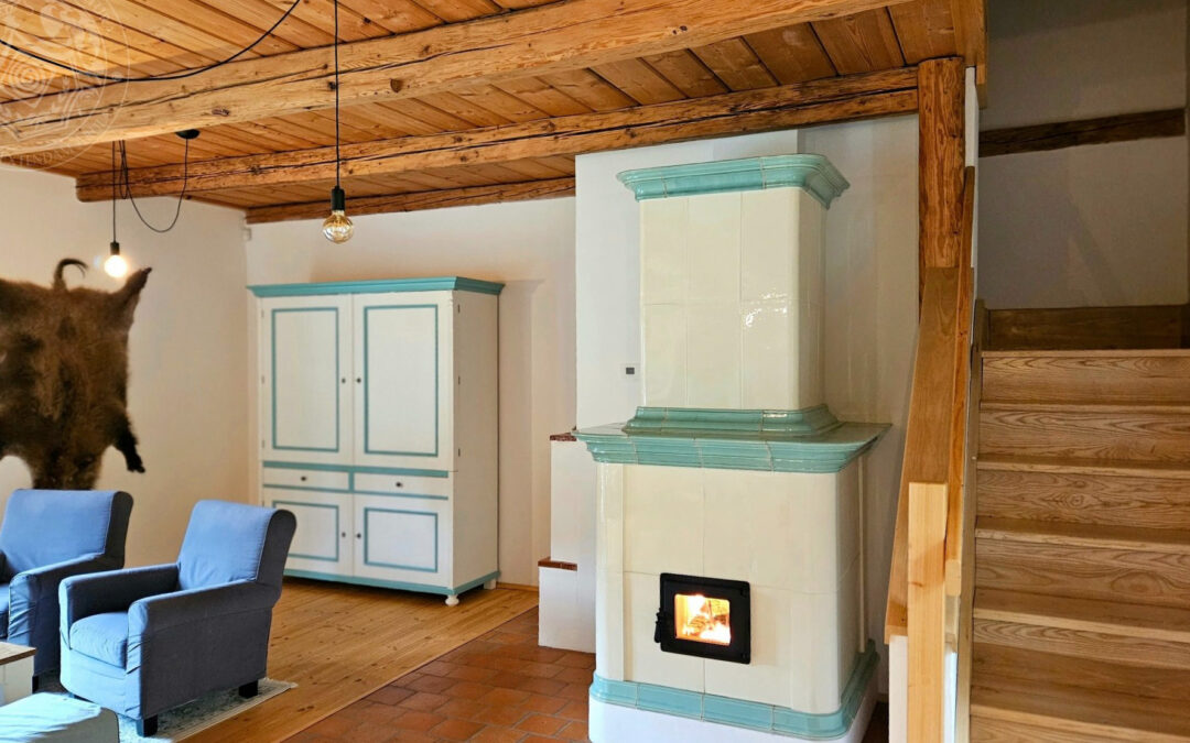 Kachlová akumulační sálavá kamna se „skrytým“ ležením